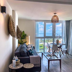 Exclusivo Condominio A Pie De Playa Zh