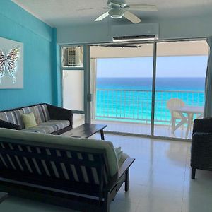Beautiful Beach Front Pent House In Cancun!!!